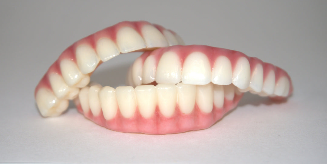 How to create a beautiful and realistic gingiva on a zirconia denture using CGI Gum Stains